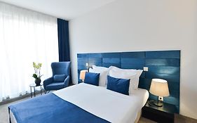 Арт Плаза Хотел